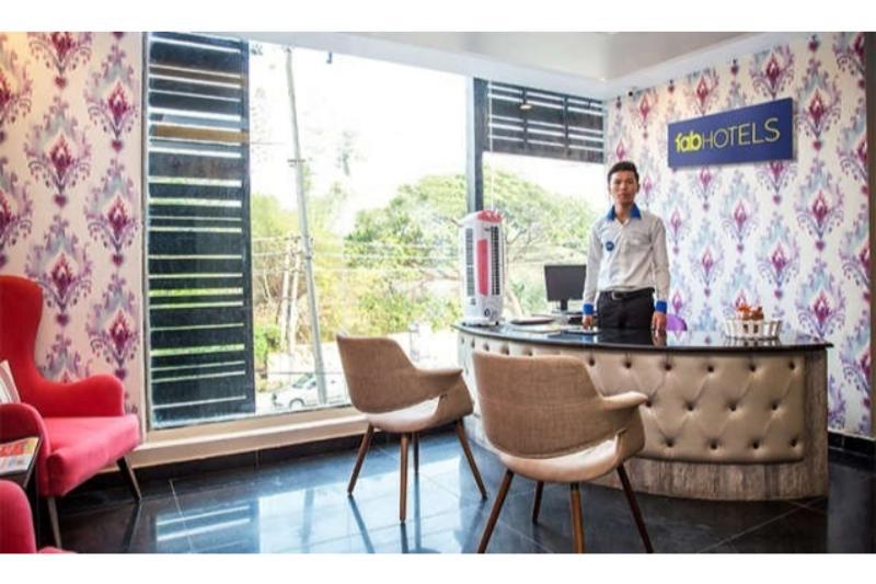 Fabhotel Astra Suites - Hsr Main Road Bengaluru Kültér fotó